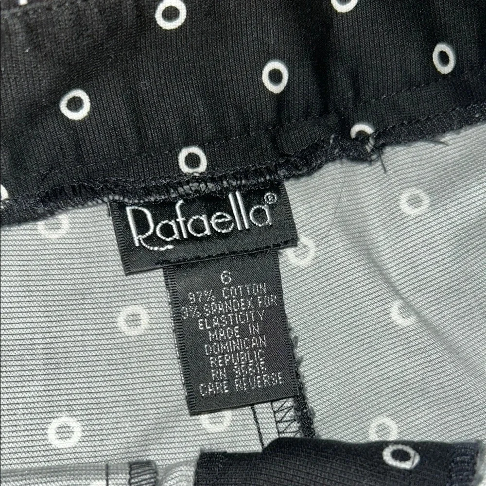 2x15 Rafaella Black and White Polka Dot Capris
